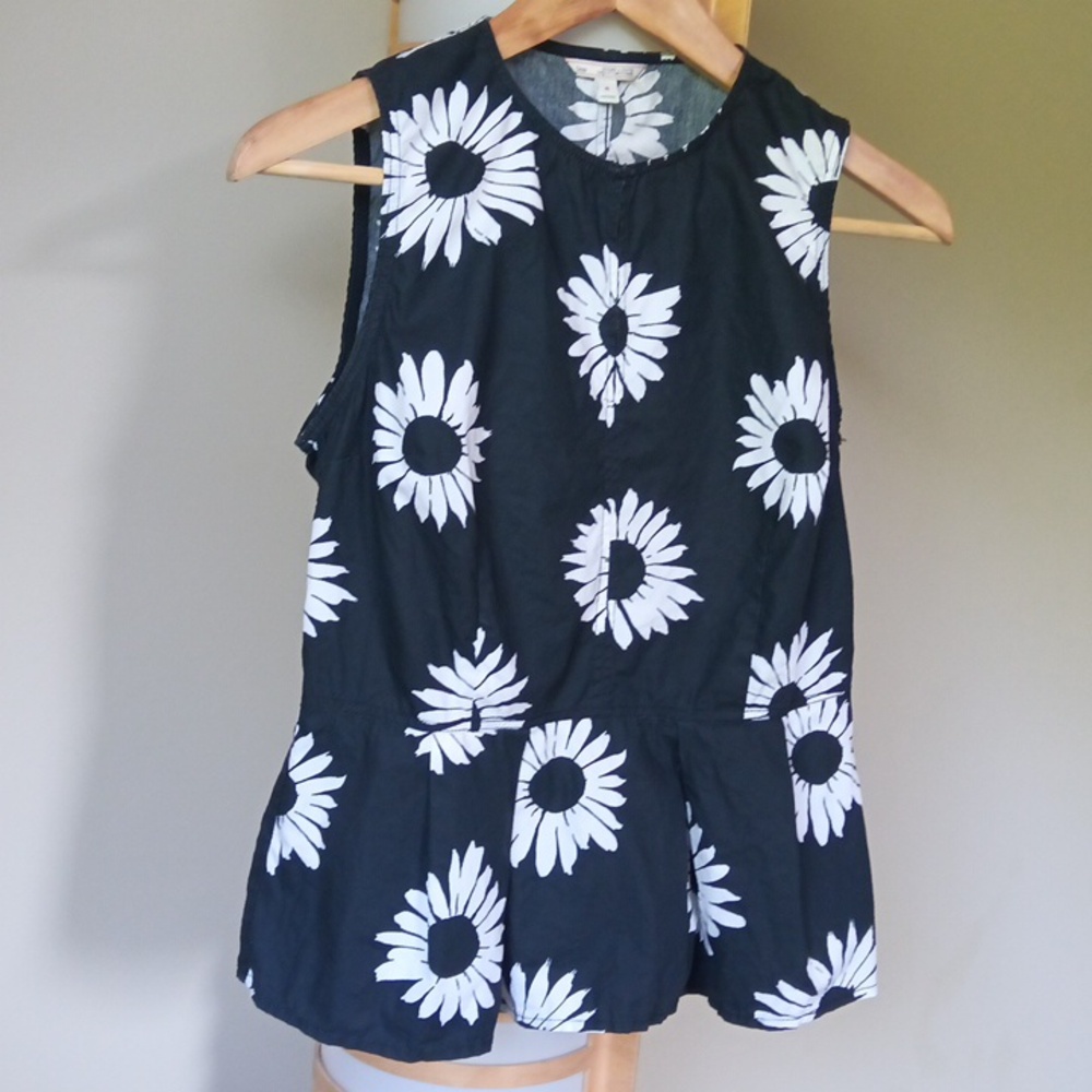 Ptp16.5" GAP Cotton Black and White Daisy Print Peplum Blouse Sleeveless
